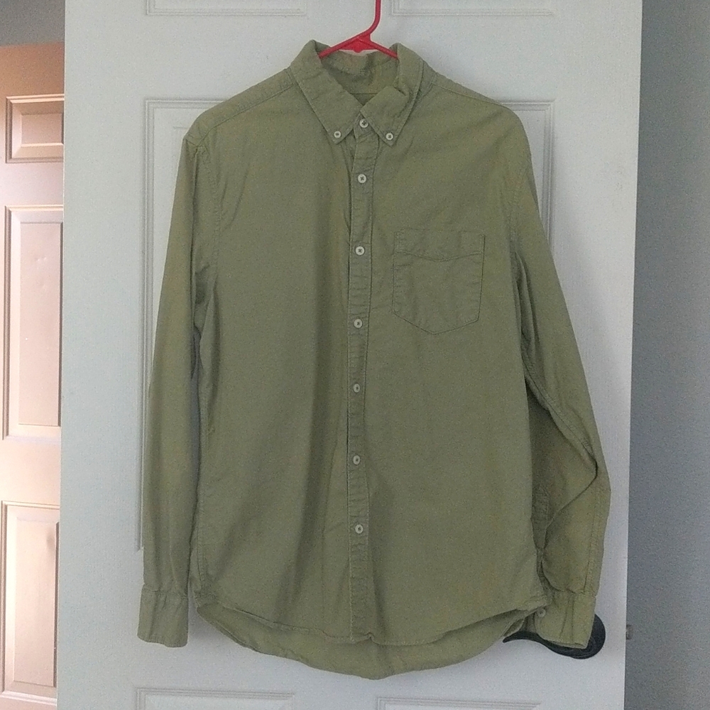 American Eagle Button Up